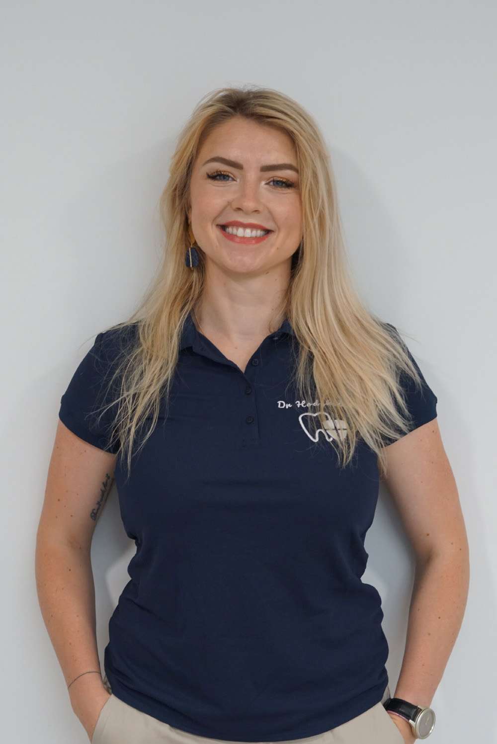 Esther HODGKINSON