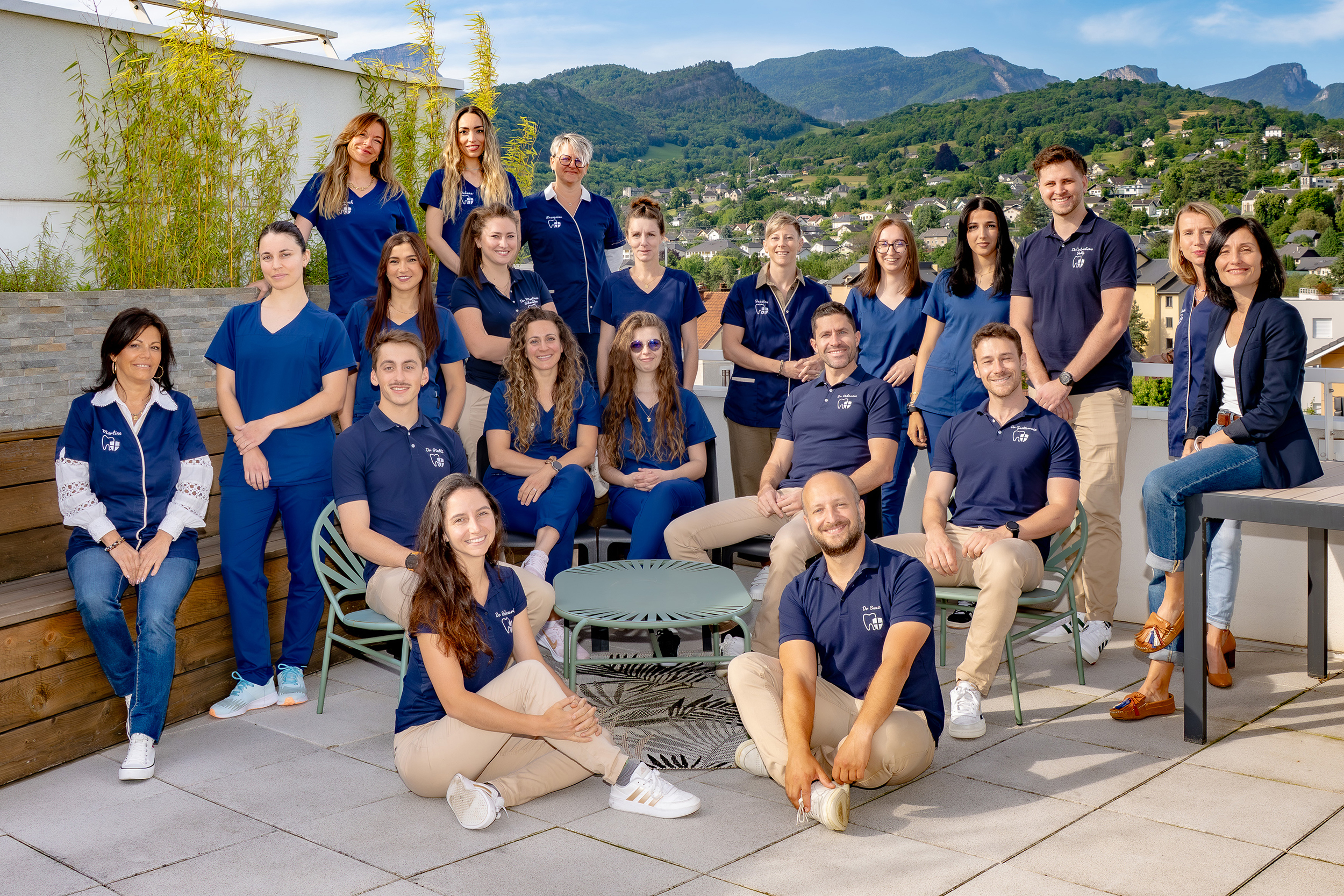 dentiste-chambery-equipe terrasse-1